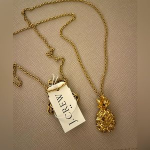 Pineapple pendant necklace
